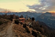 88 Tramonto al Rif. 'I Lupi ' sul Pizzo Cerro